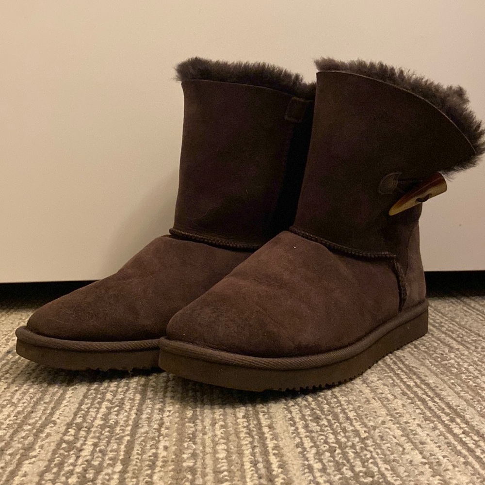 Cozie Steps, toggle short boot, size 8